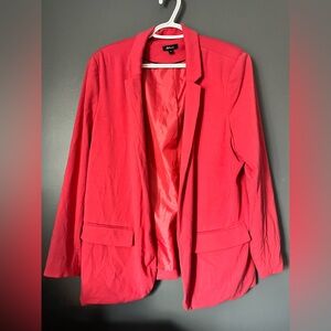 Reitmans Women's Bold Coral Blazer 🪸